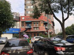 金融大街挂角店面 283平